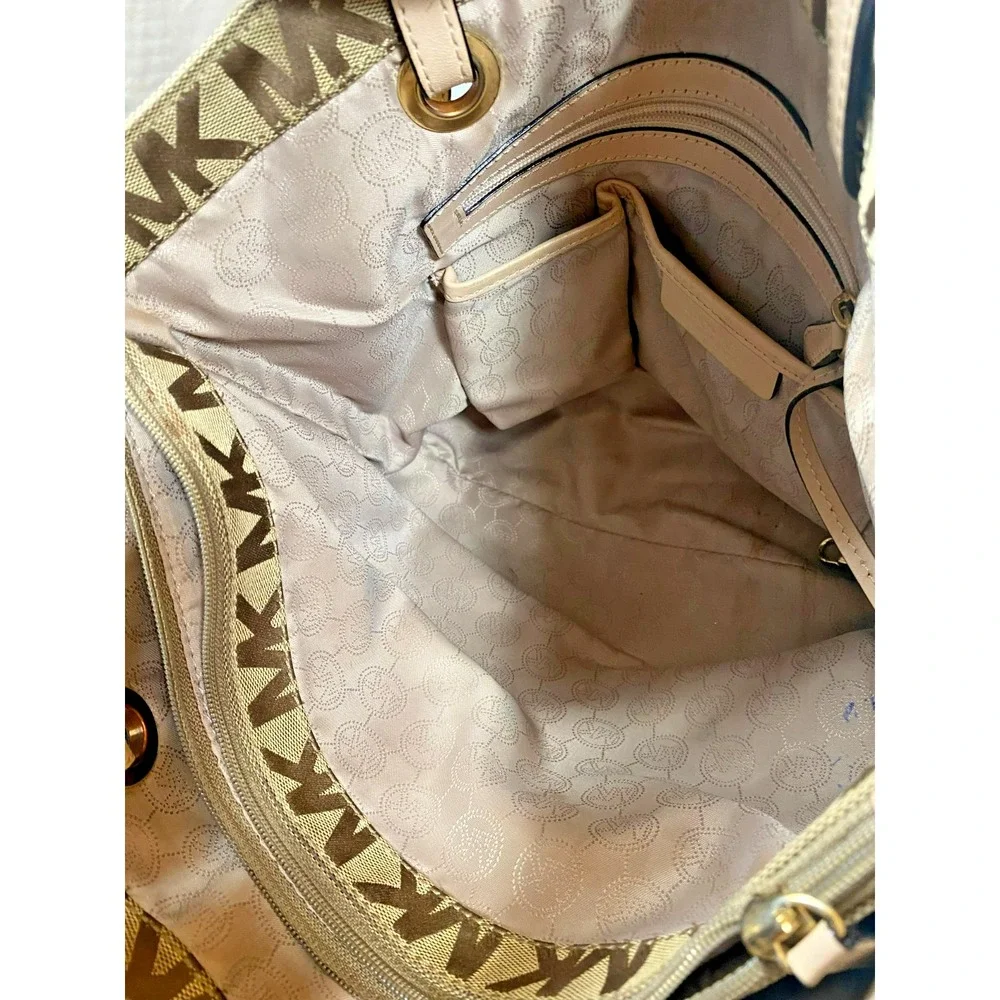 Michael Kors Large Jet Set Travel Tote Vanilla Tan Monogram Canvas Handbag Purse